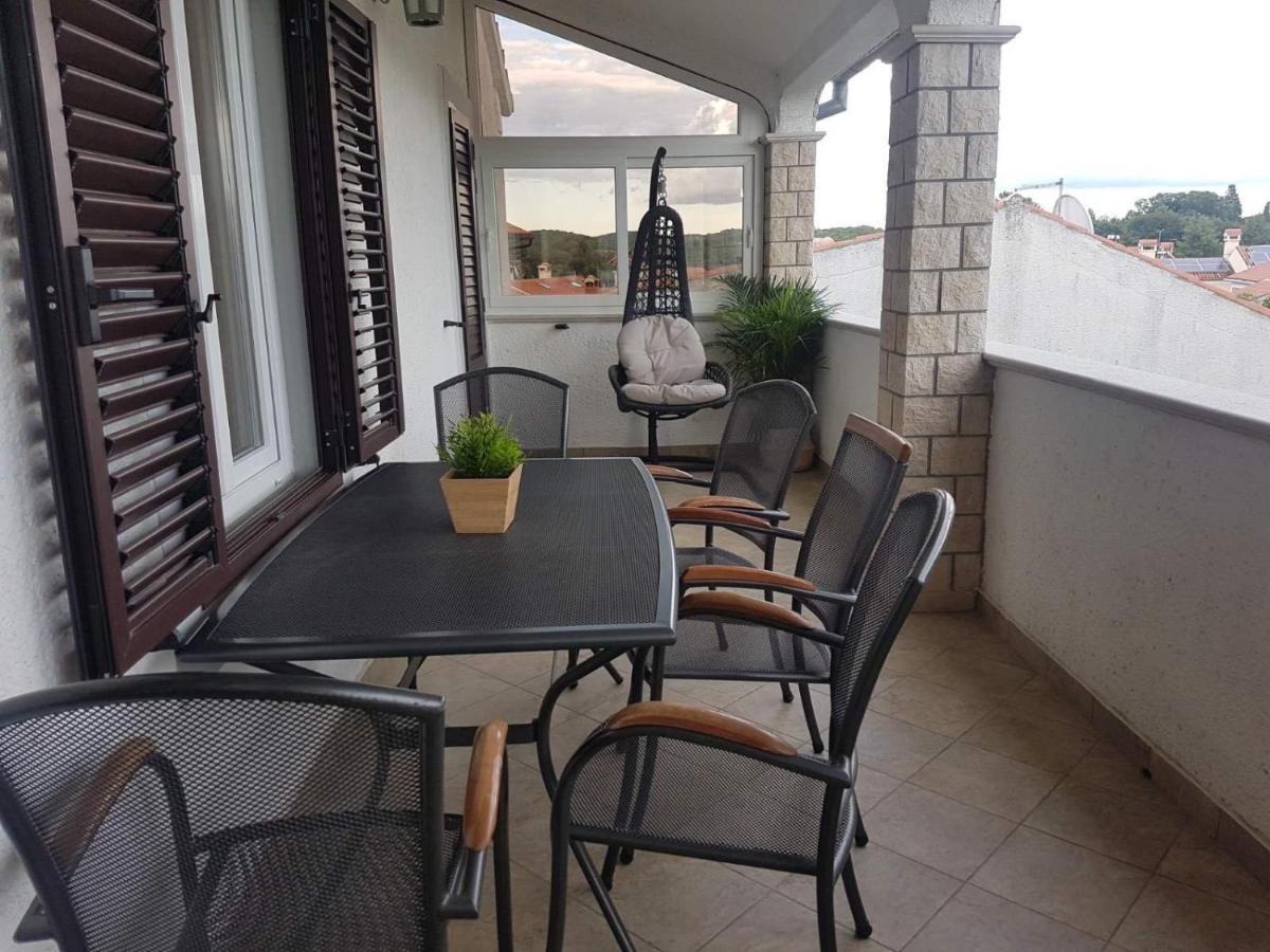 Apartment Samanta Sunny Poreč Exterior foto